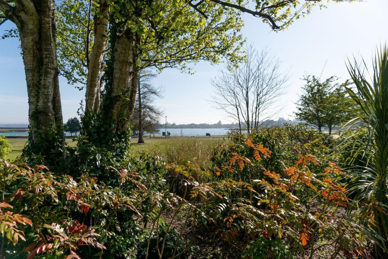 Park Lake View Poole Luaran gambar