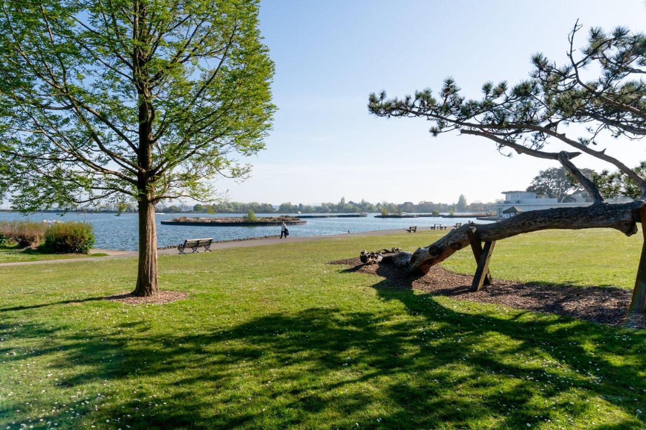 Park Lake View Poole Luaran gambar