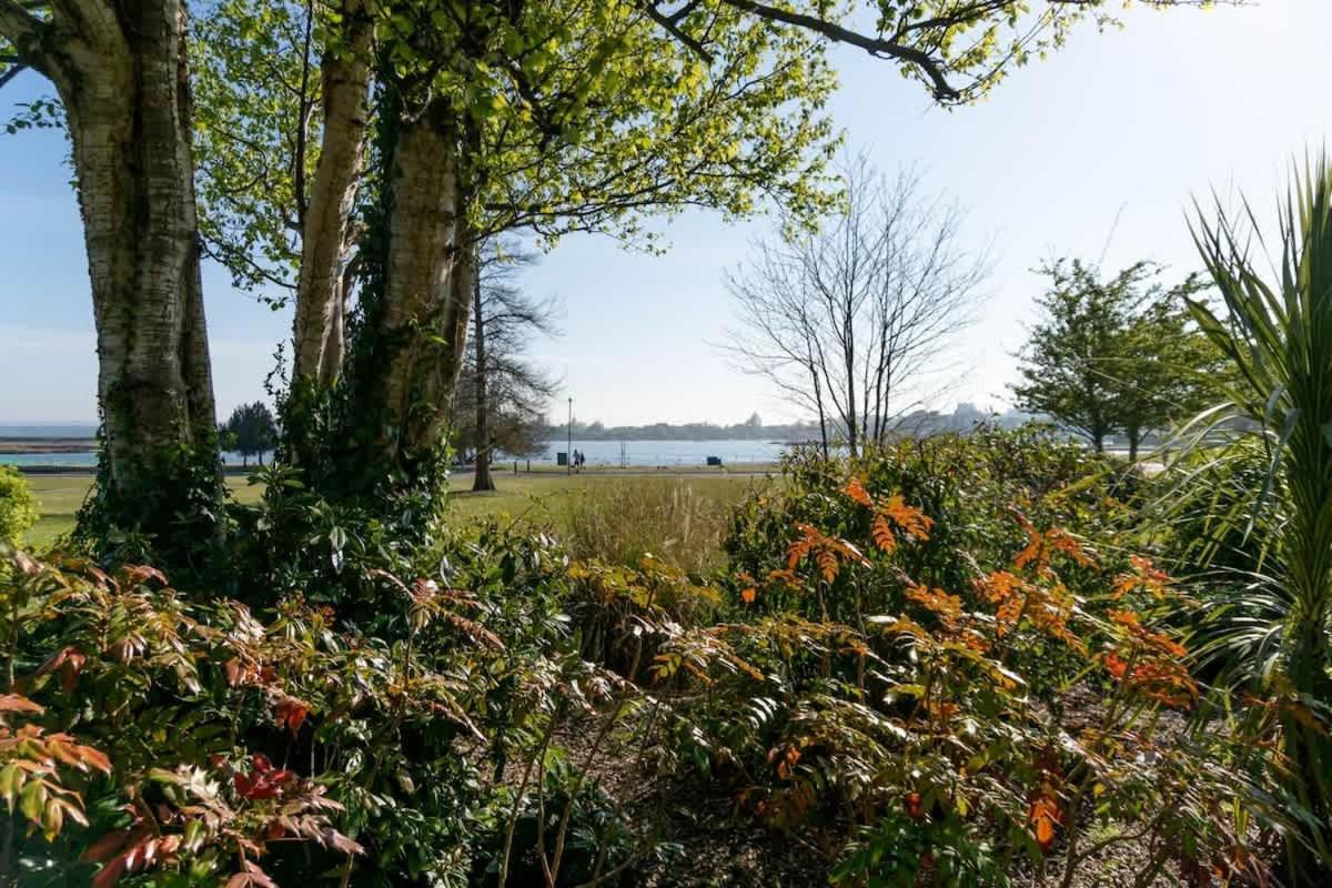 Park Lake View Poole Luaran gambar